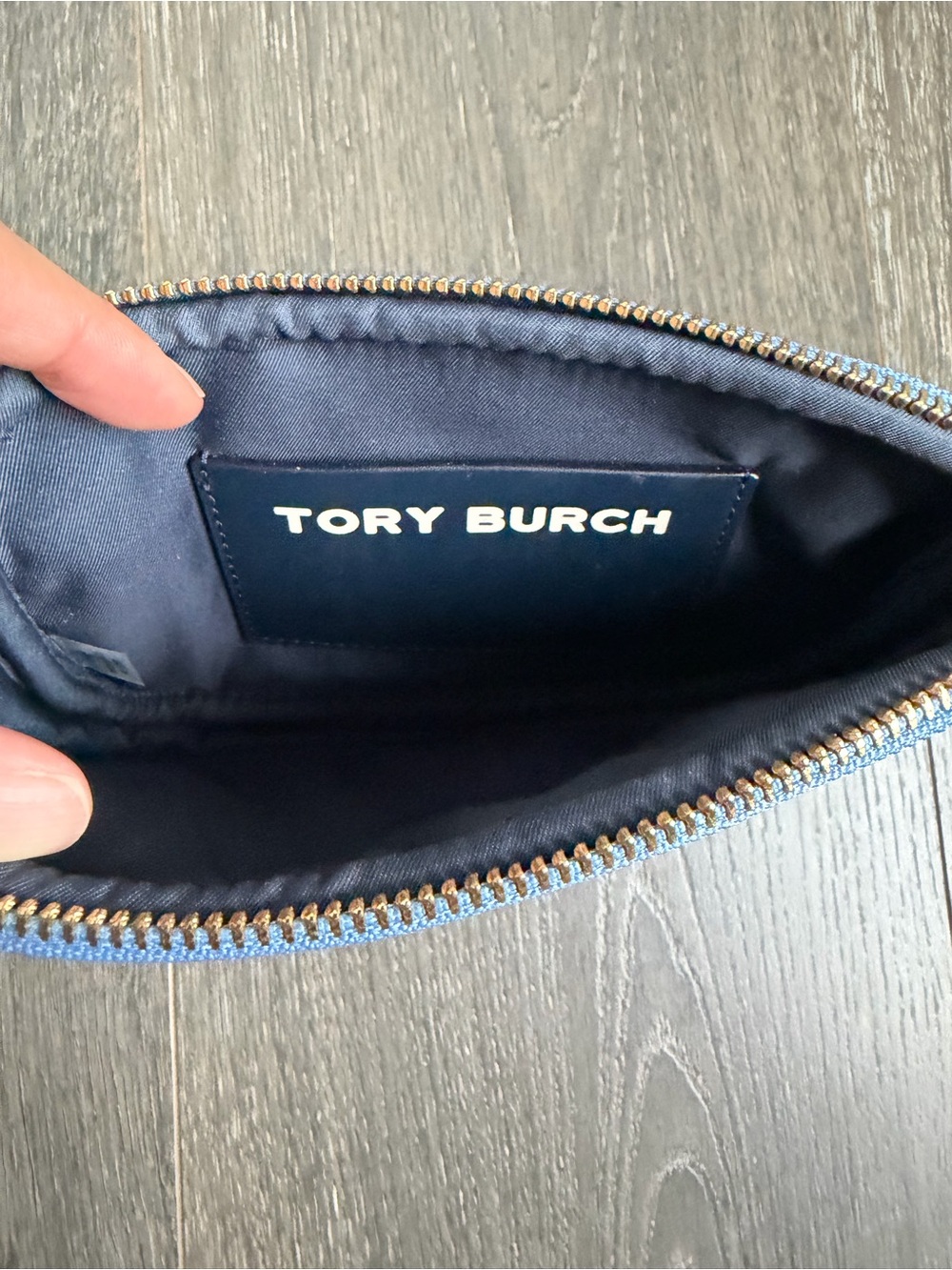 Tory Burch Gemini Link Wallet Jacquard Zip Around Clutch Blue Color - Picture 6 of 7